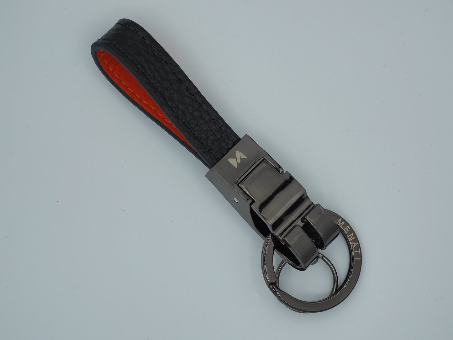 MENATI – Compact Essentials Collection - Black